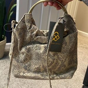 Boutique ring hand mc mini tote snake